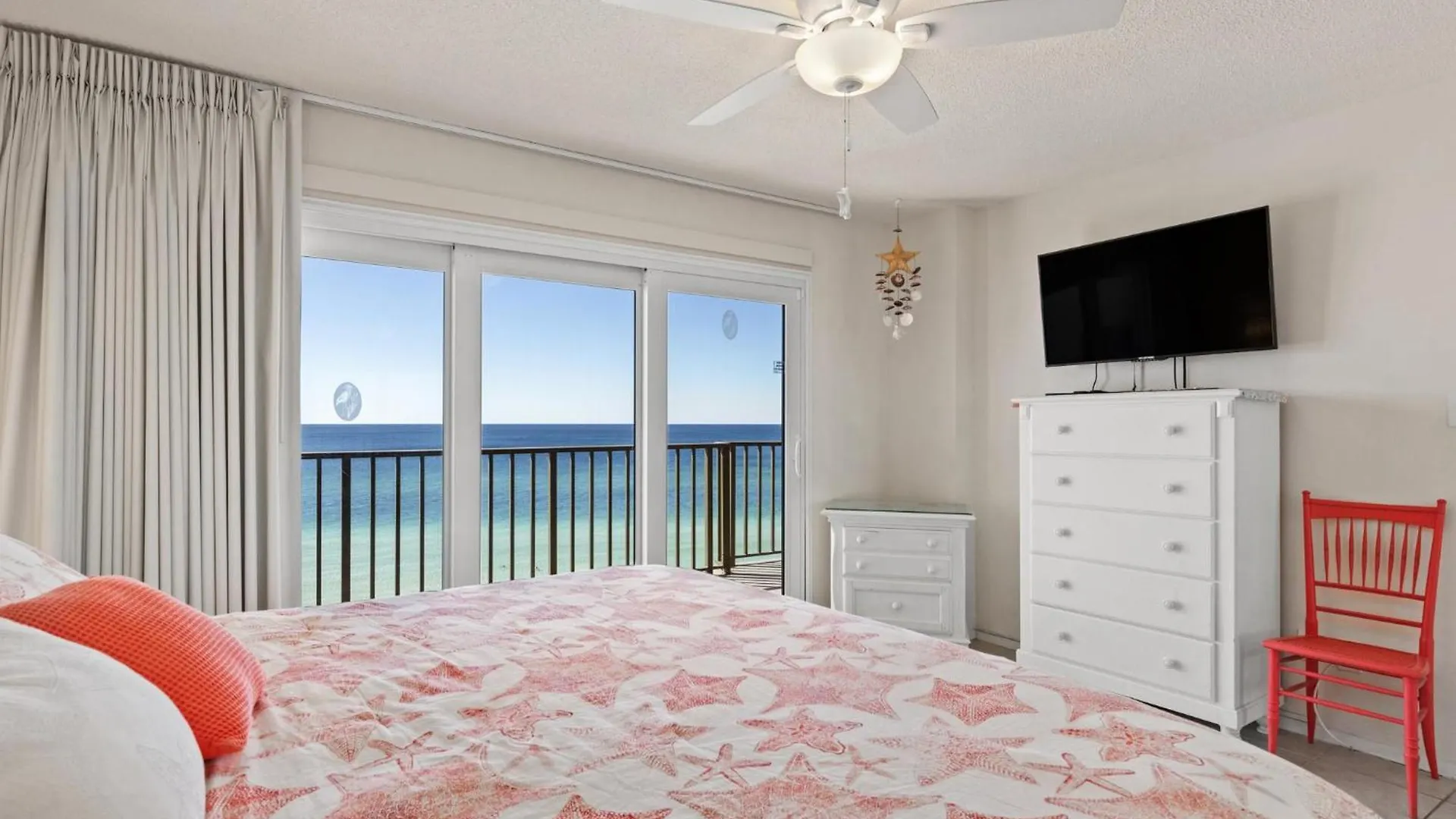 Commodore 0710 Panama City Beach ABD